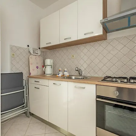 Apartmán Cozy In With House Sea View