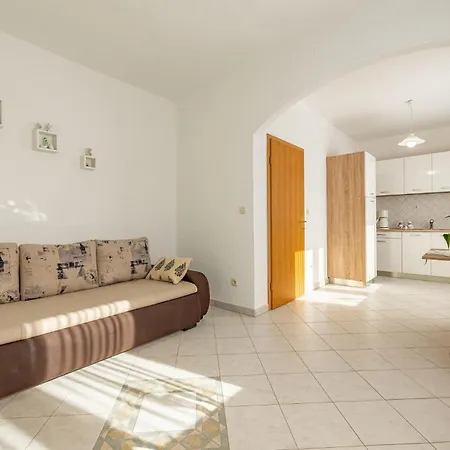 Awesome Apartment In Zadar With Wifi Apartman *