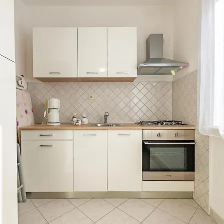 Awesome Apartment In Zadar With Wifi
